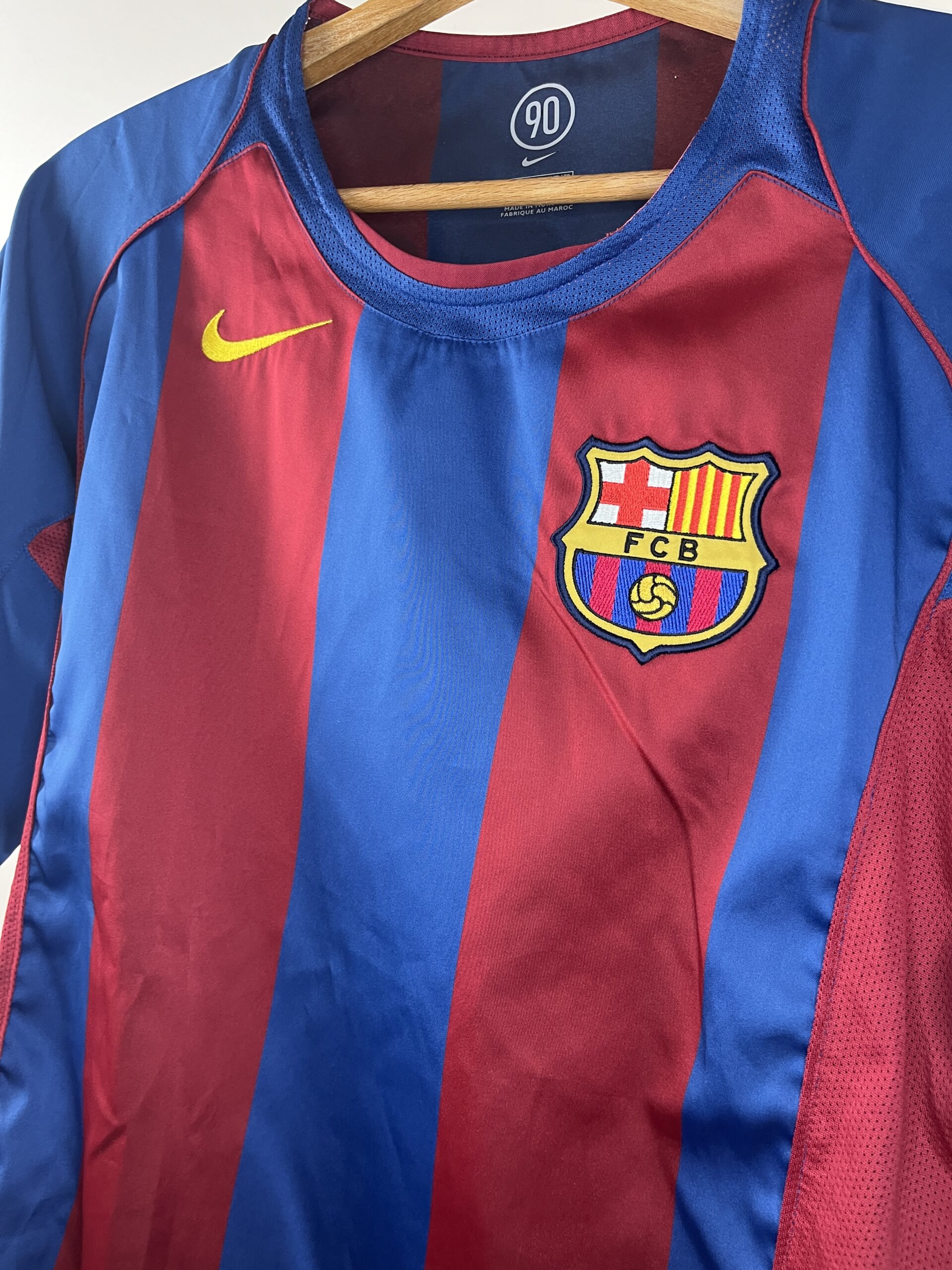2004/05 - FC Barcelone - Ronaldinho 10 (L) – Image 3