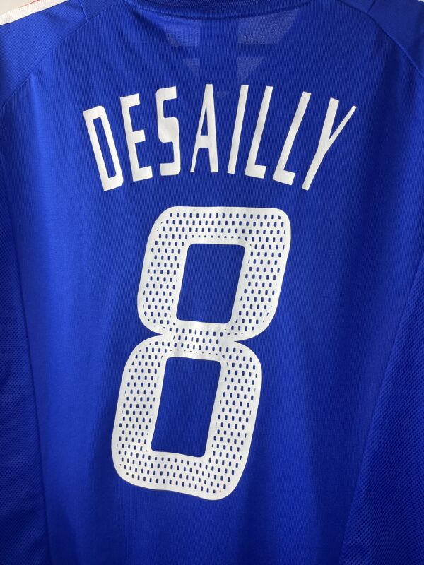 2002 - France - Desailly 8 (L) – Image 3