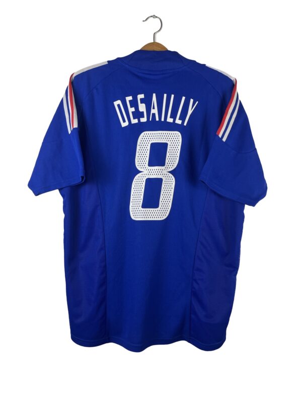 2002 - France - Desailly 8 (L)