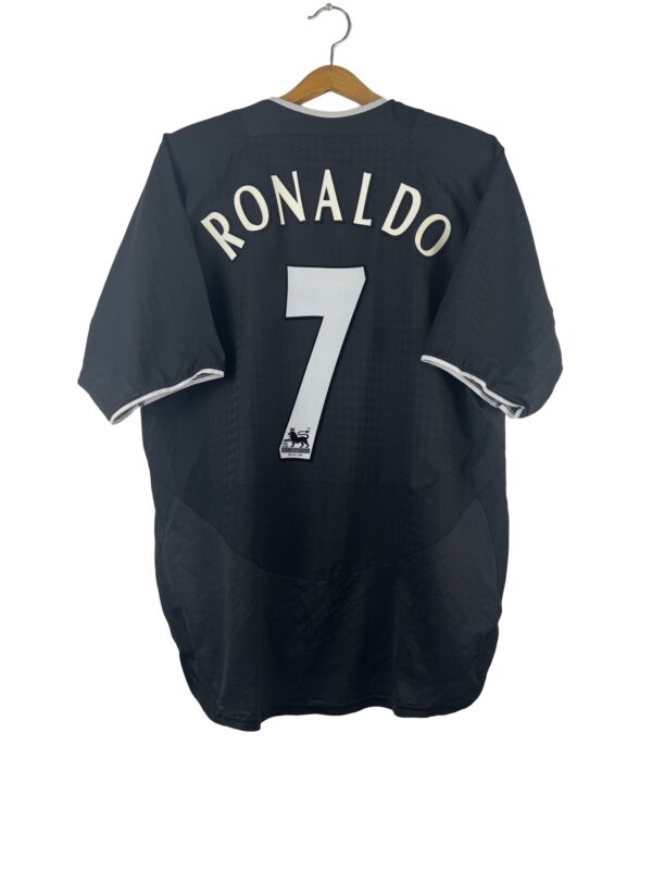 2003/05 - Manchester United - Ronaldo 7 (L)