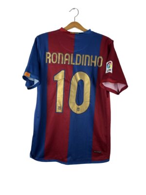 2006/07 - Barcelone - Ronaldinho 10 (M)