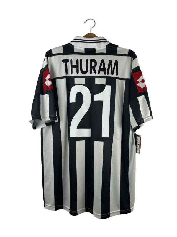 Juventus Thuram 21