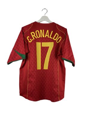 2004 - Portugal - Ronaldo 17 (L)