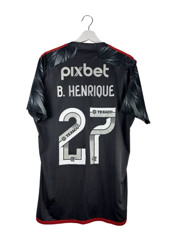 pixelcut_28