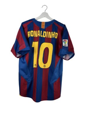 2005/06 - FC Barcelone - Ronaldinho 10 (S)